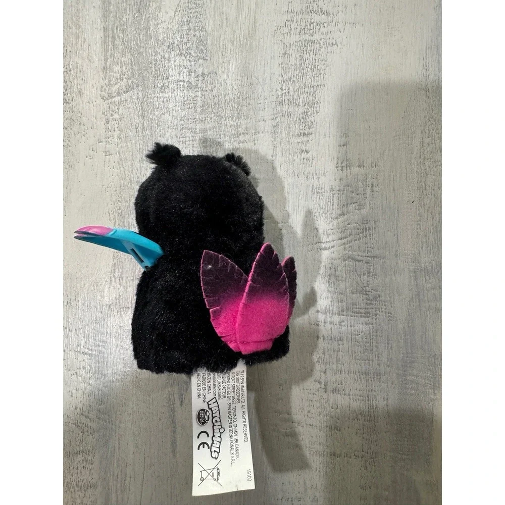 Spin Master Hatchimals Interactive Creature Bearakeet Black and Pink‎ Z